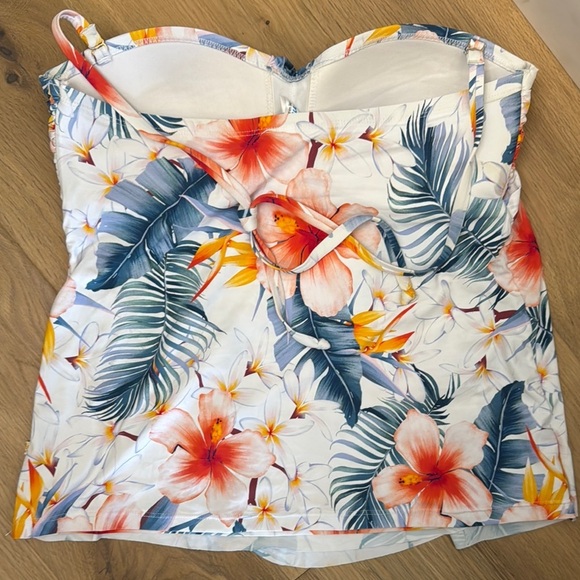 La Vie En Rose Swimwear top - Picture 3 of 3